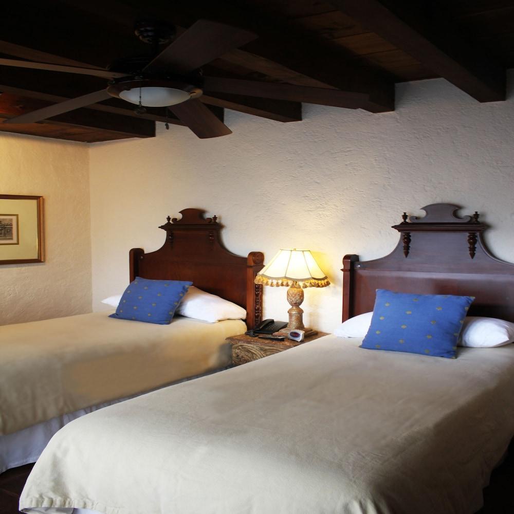Hotel Lo De Bernal Antigua Exteriör bild