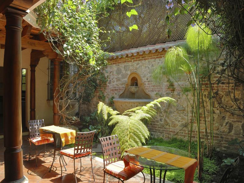 Hotel Lo De Bernal Antigua Exteriör bild