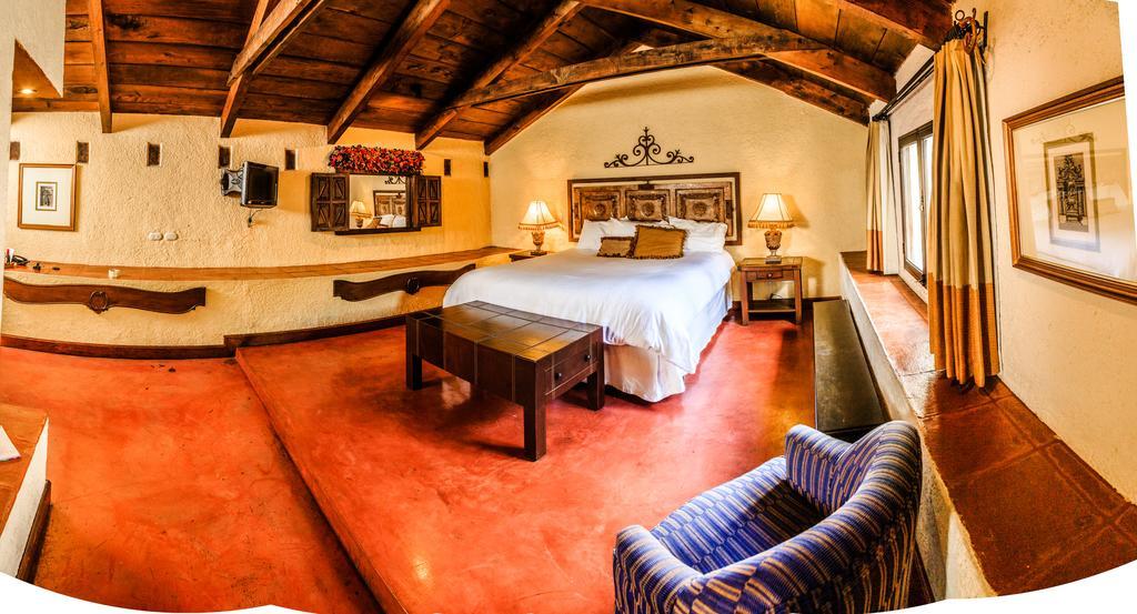 Hotel Lo De Bernal Antigua Exteriör bild