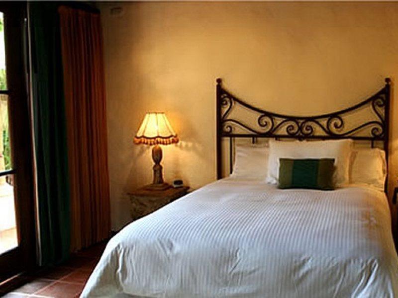 Hotel Lo De Bernal Antigua Exteriör bild