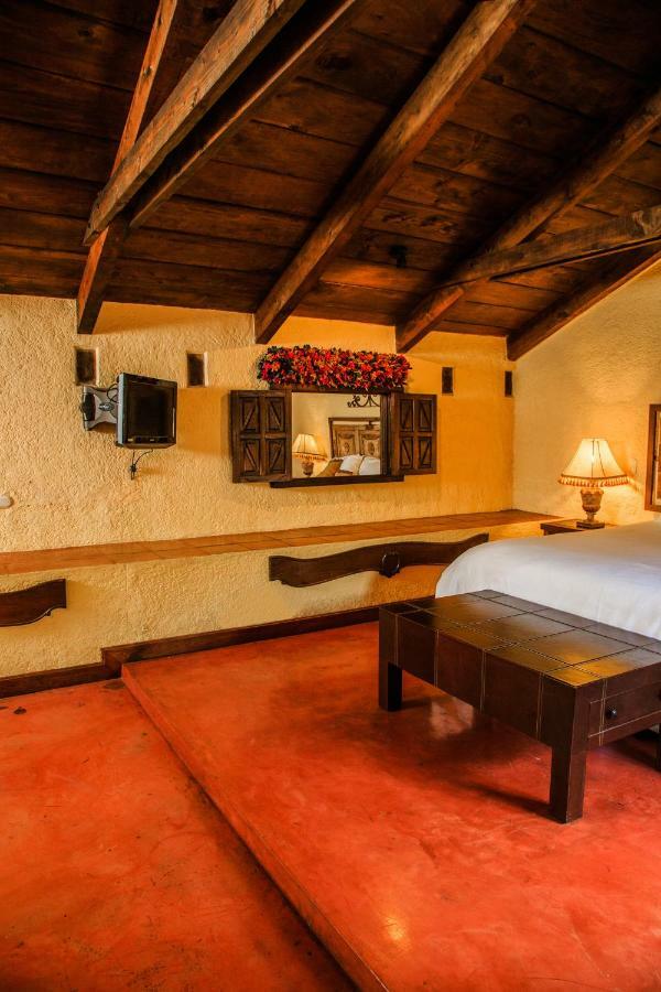 Hotel Lo De Bernal Antigua Exteriör bild