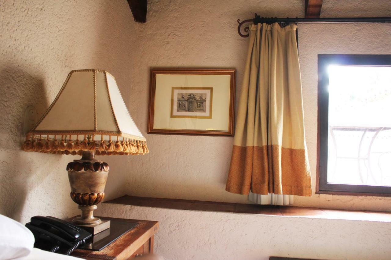 Hotel Lo De Bernal Antigua Exteriör bild